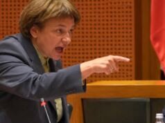 VIDEO: Kakšen napad Sukičeve na Stevanovića – Ste slišali kaj mu je obljubila? Je to konec za predsednika DZ?